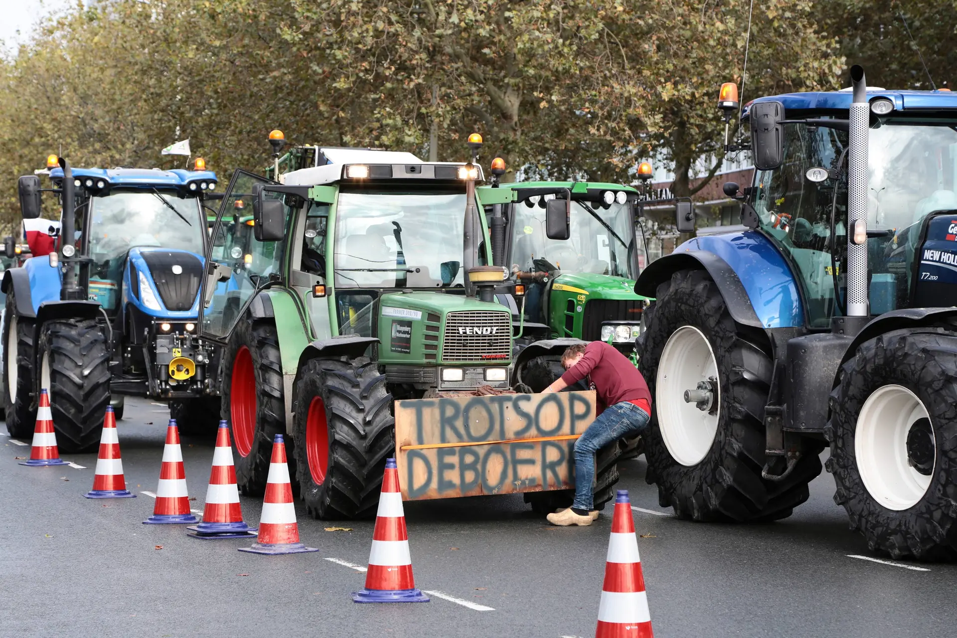Nederland gespleten: stad stemt D66, platteland blijft trouw aan PVV – kloof groter dan ooit