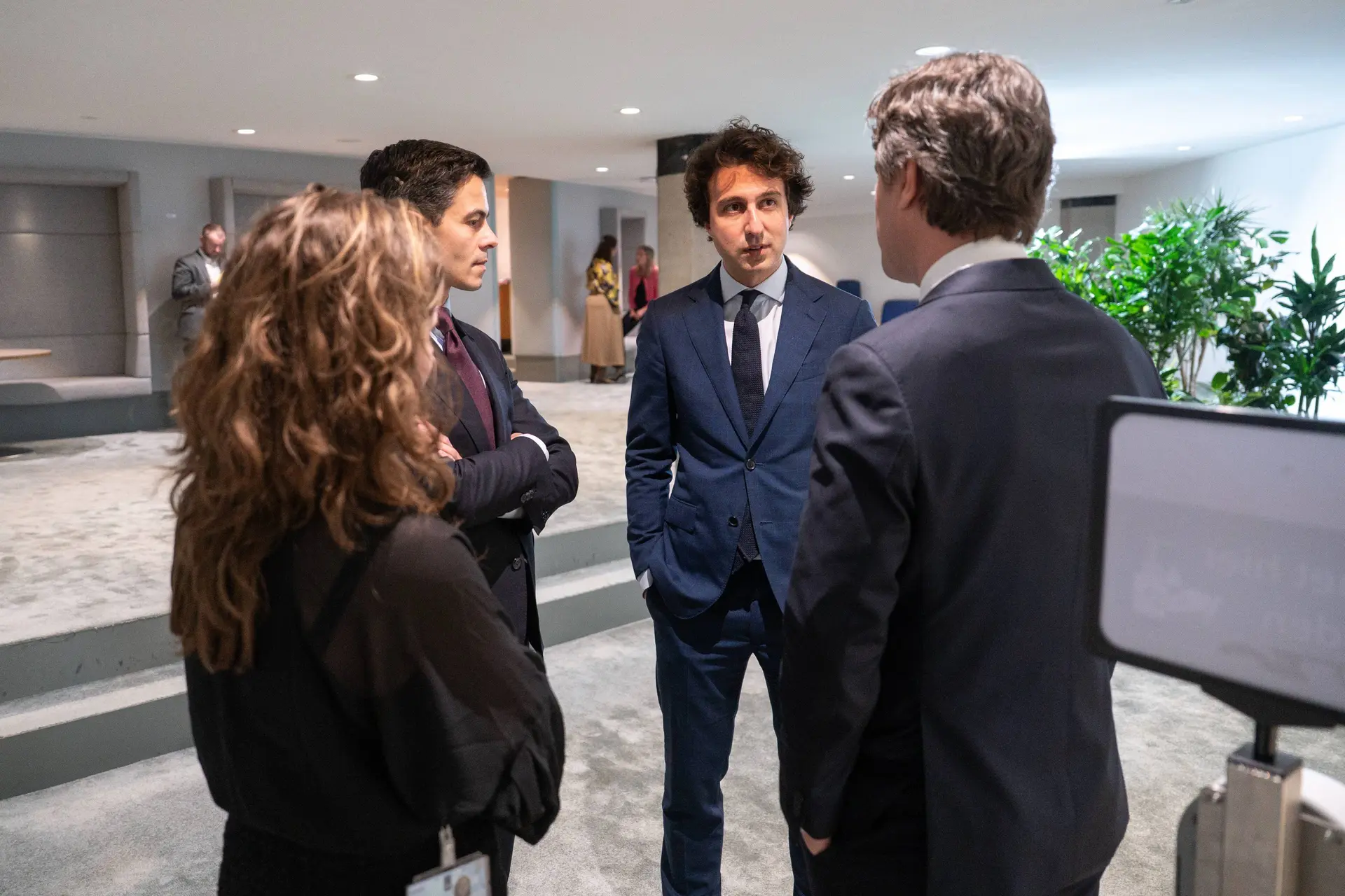 Mediapropaganda duwt opnieuw naar links: GL-PvdA als 'enige optie' gepresenteerd