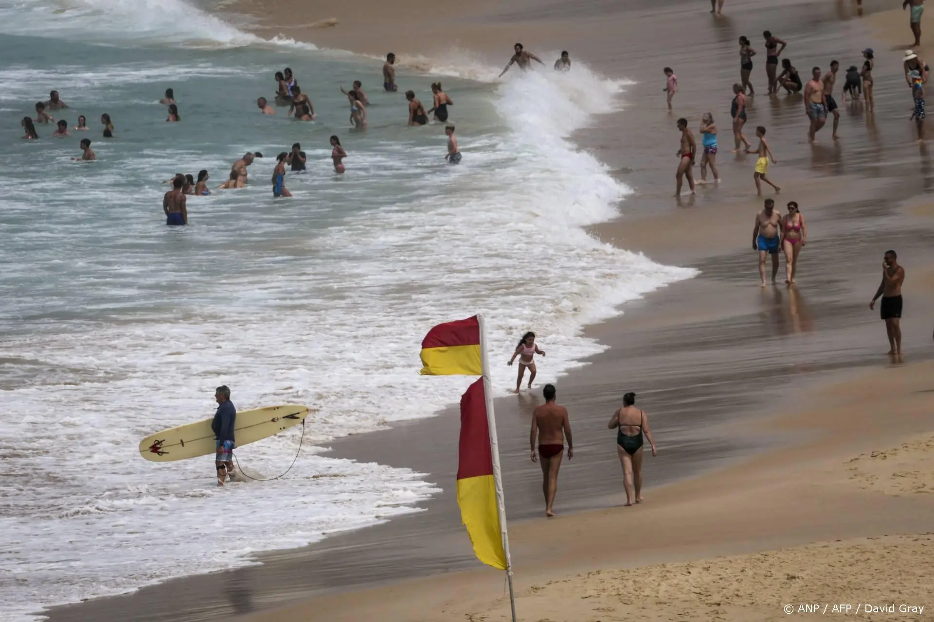 Politie: twee arrestaties bij Bondi Beach na schietpartij