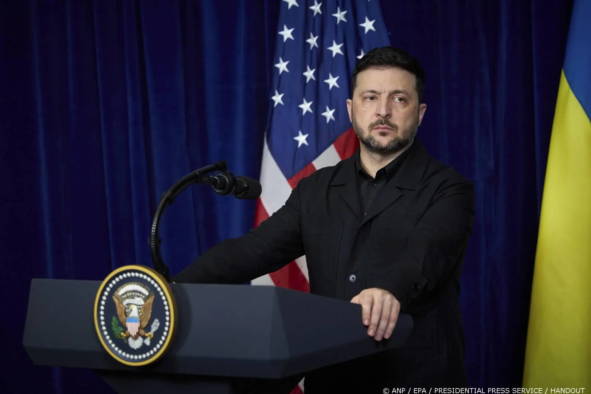 Zelensky: zonder steun van de VS kunnen we de oorlog niet winnen