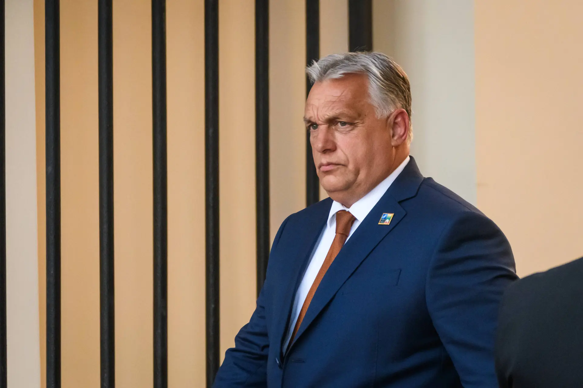 EU-STAATSGREEP: Orbán luidt de noodklok! 'Brusselse dictatuur verkracht de wet om onwinbare oorlog te rekken'