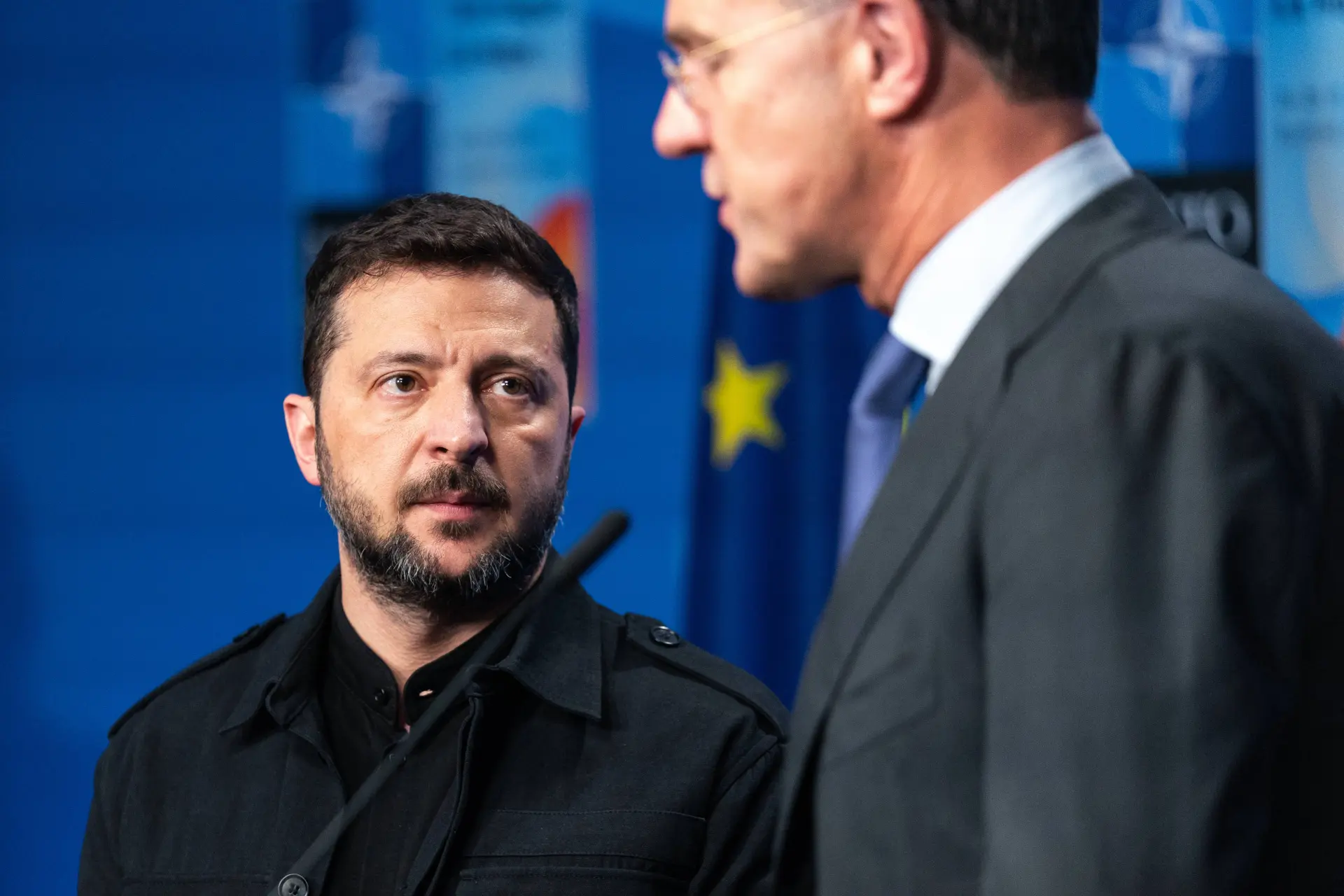 ZELENSKY KOMT WEER BEDELEN: Hij landt morgen in Nederland om onze staatskas leeg te trekken!