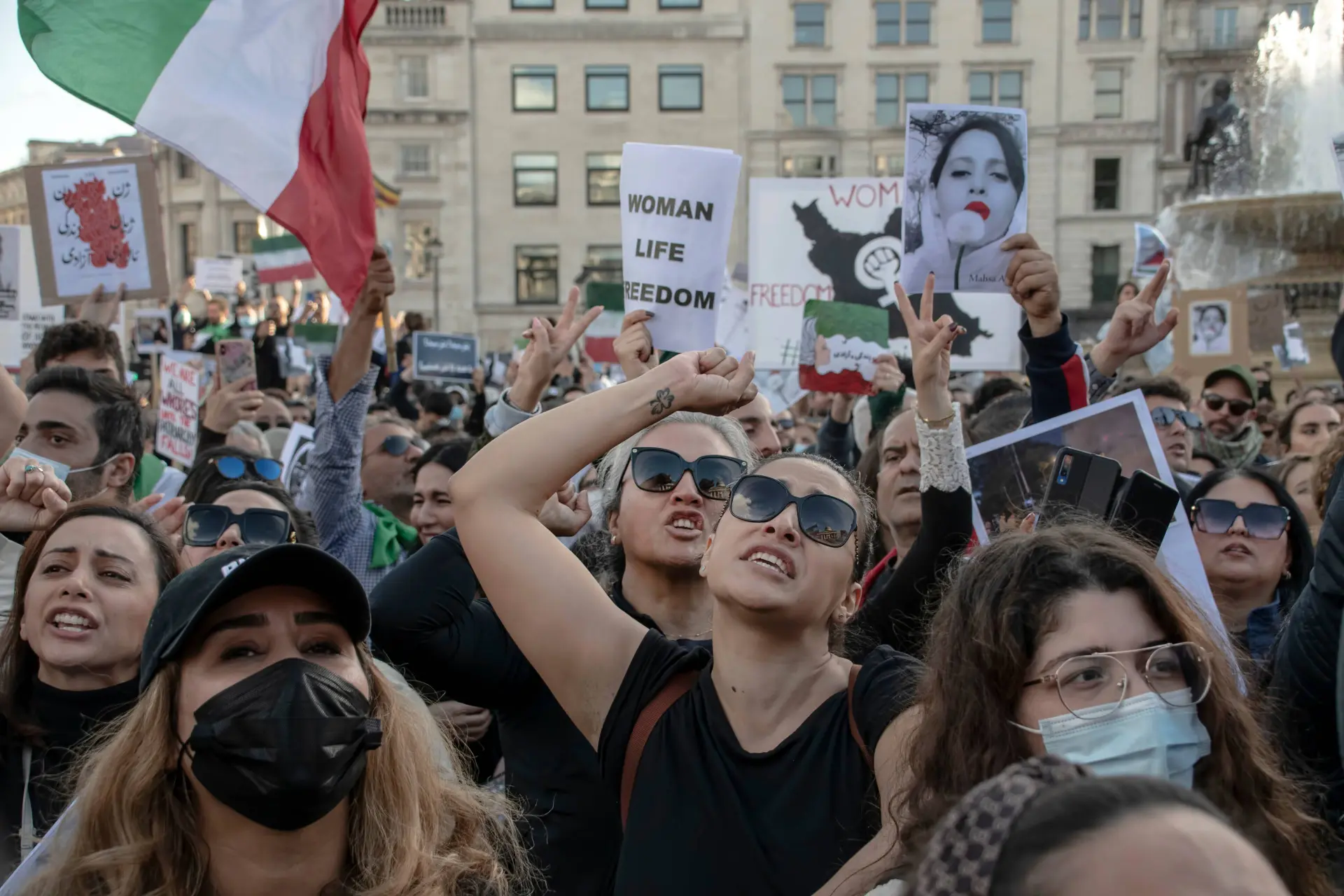 Bloedige protesten in Iran: Terwijl het Westen wegkijkt, vecht de Iraanse burger voor zijn bestaan