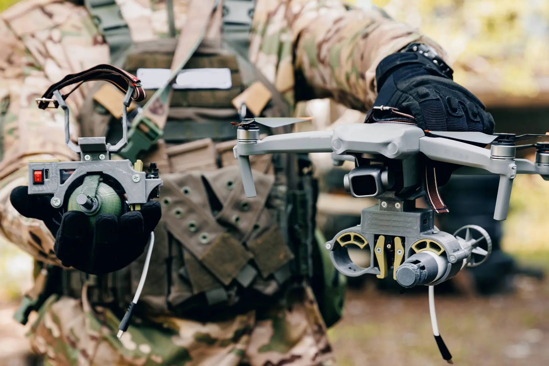 NEDERLANDSE VETERAAN KLAPT UIT SCHOOL: "Oekraïense soldaten brengen elke ochtend de nazi-groet!"