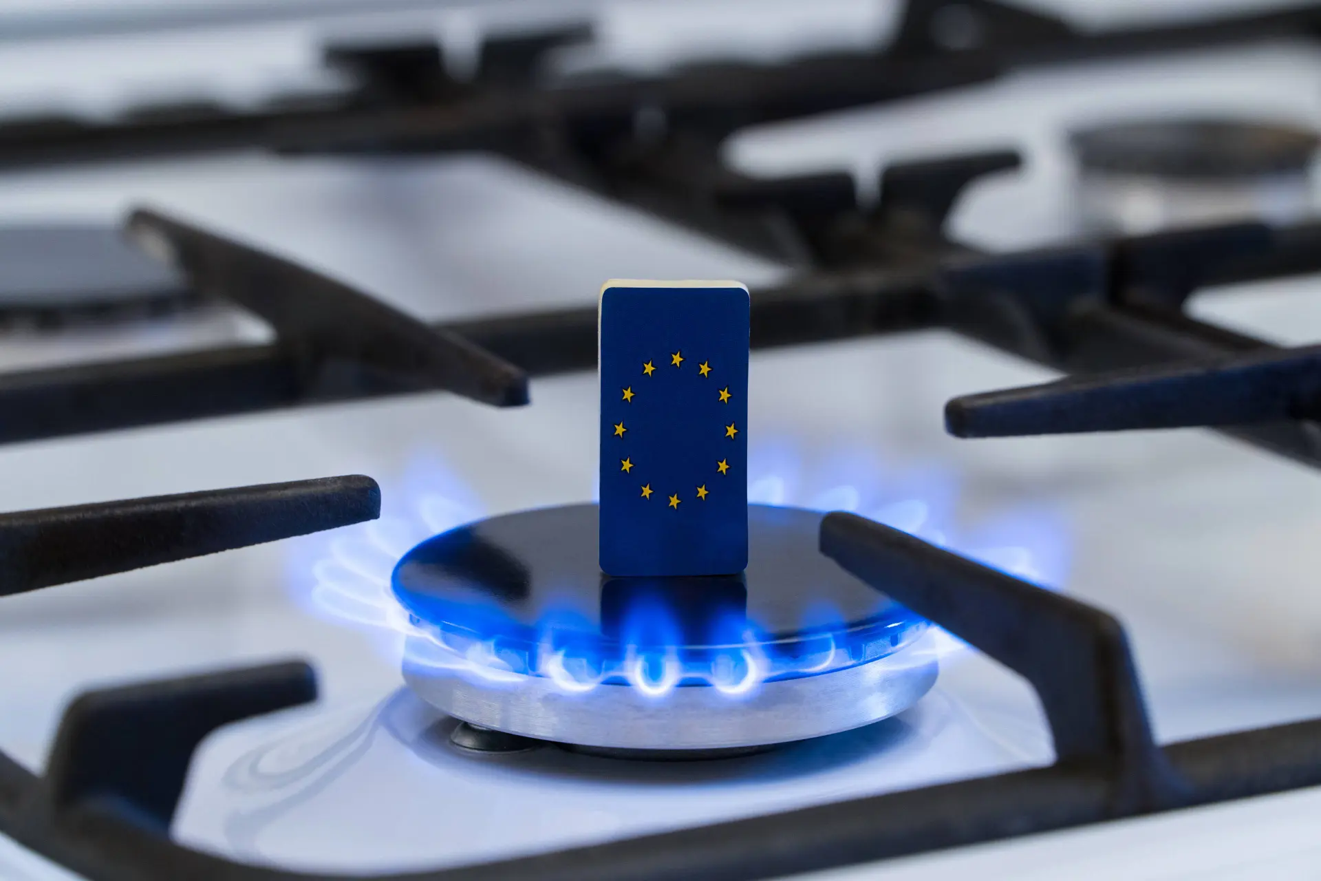 Nederland bungelt weer onderaan: Gasreserves vrijwel leeg terwijl Jetten Russische roulette speelt