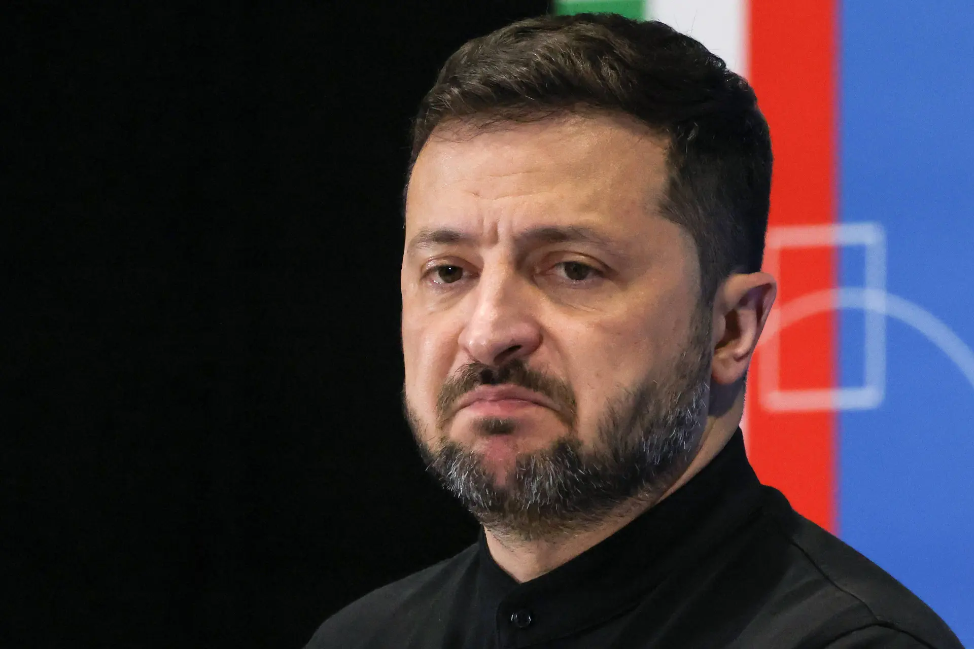 Knettergek: Premier Jetten negeert eigen volk en belt direct na beëdiging met Zelensky