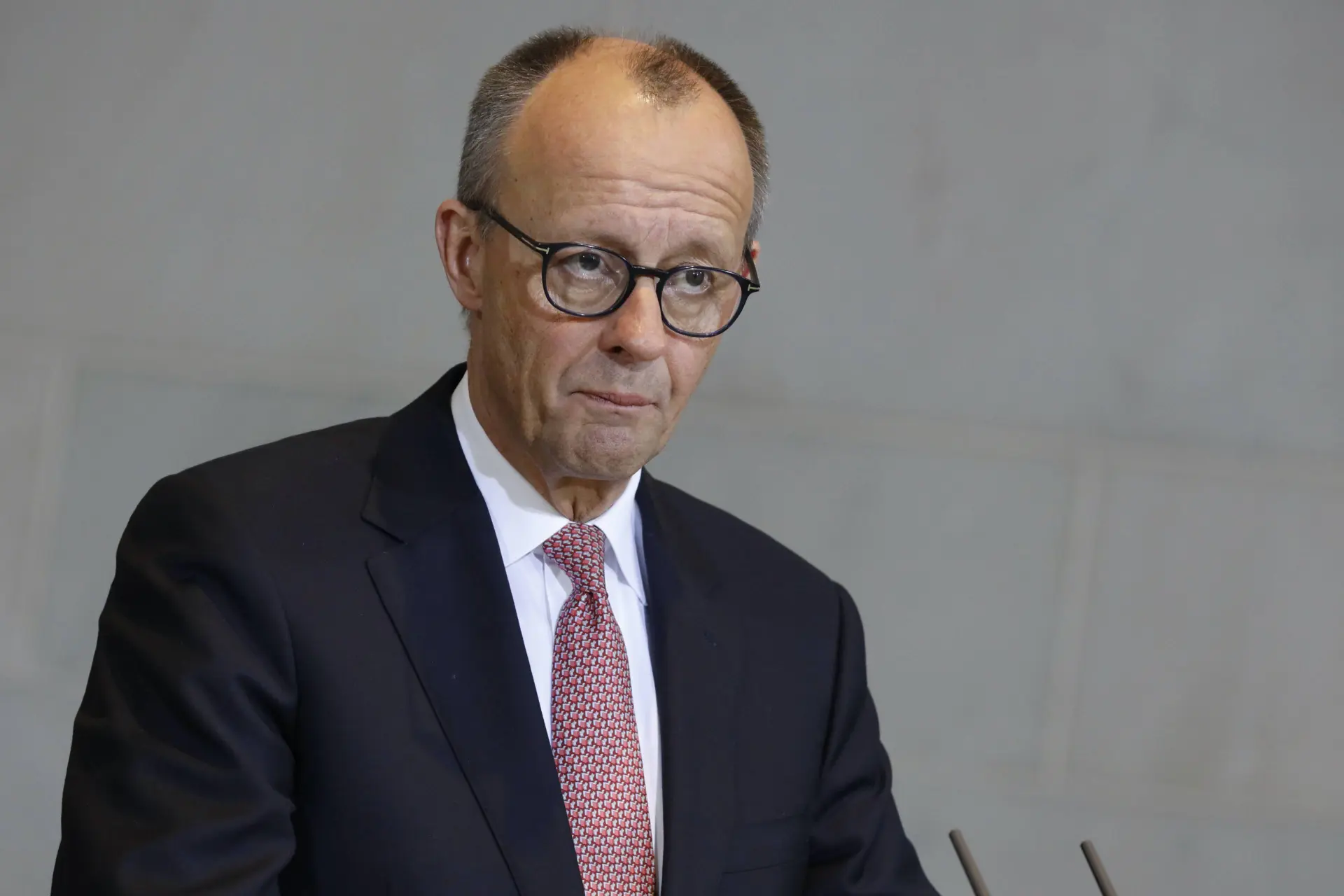 Duitsland ontwaakt: Friedrich Merz sloopt de pampercultuur en eist keiharde inzet tegen de Chinese overmacht