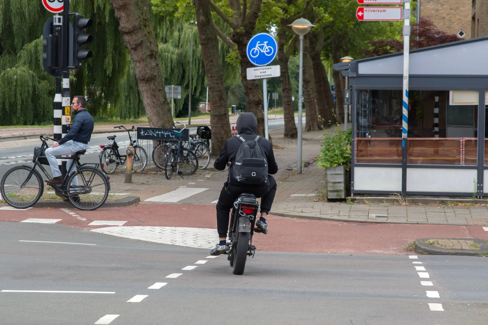 Het is weer zover: explosieven en een fatbike, de nieuwe standaard in de Amsterdamse onderwereld
