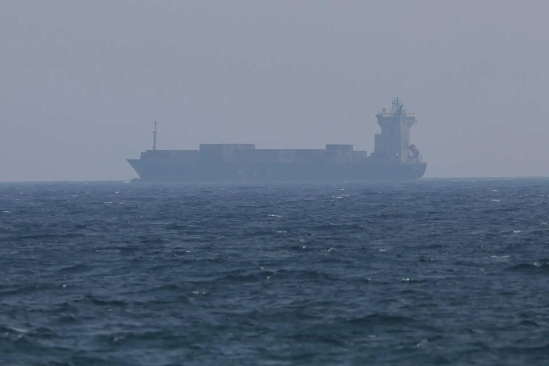 Iran bevestigt doorlaten schepen met essentiële waar naar Iran