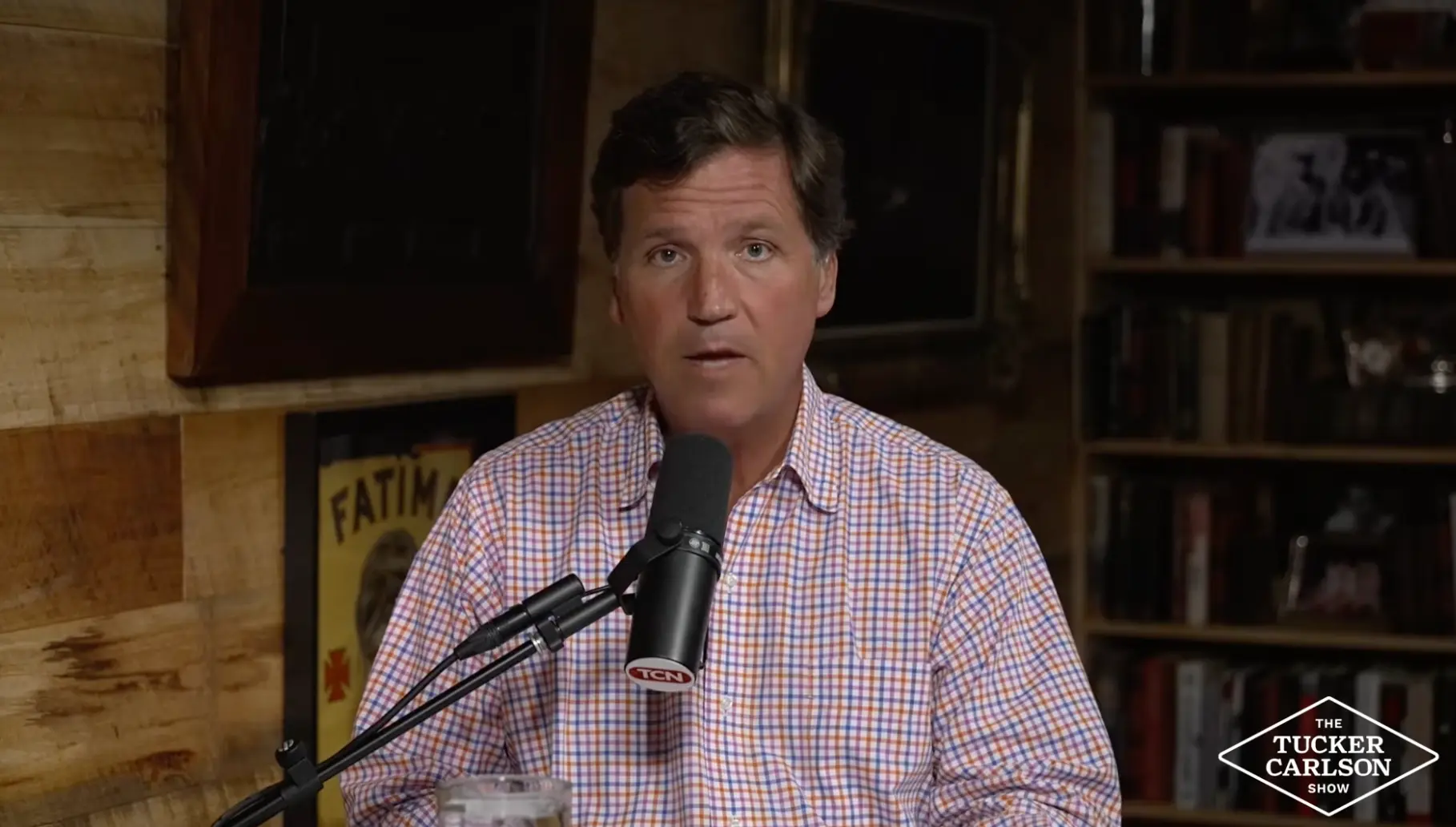 Tucker Carlson deelt mokerslag uit: westerse elite heeft christendom ingeruild voor nieuwe staatsreligie