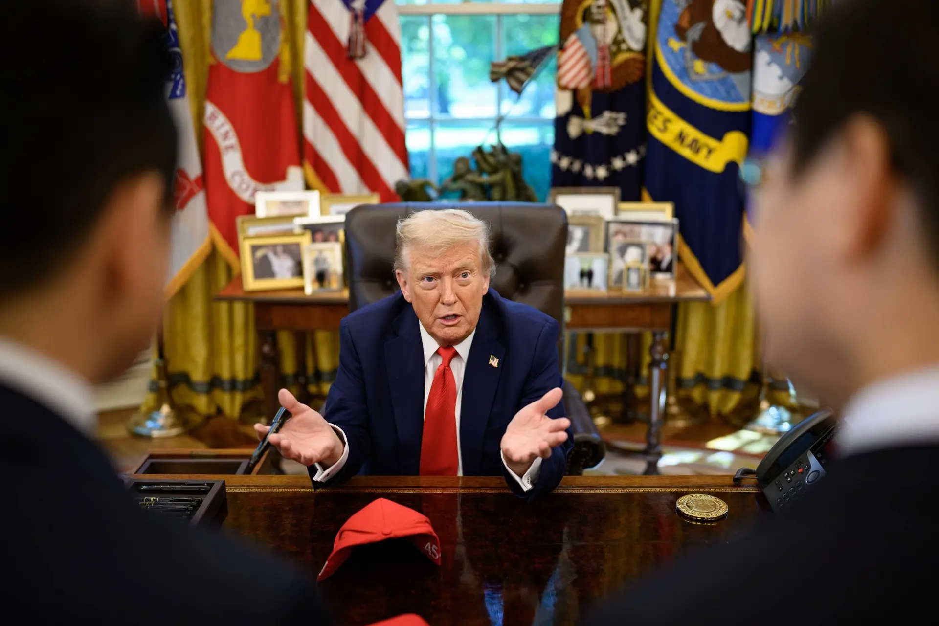 Slappe hap: Trump trekt keutel in over NAVO en bazelt verder over 'gewonnen' oorlog in Iran