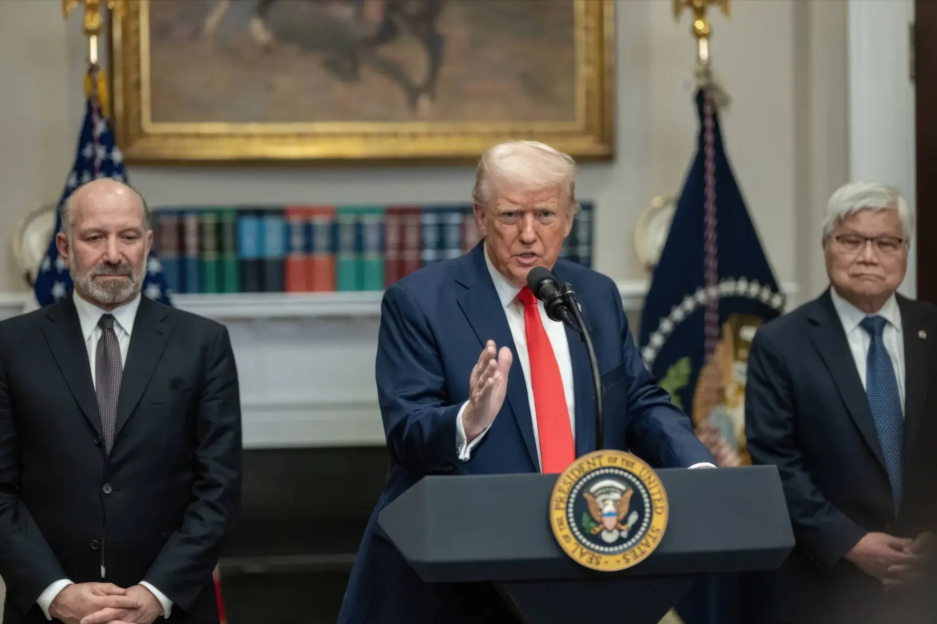Megalomane Trump valt Paus Leo XIV aan na moedige kritiek op Israëlisch-Amerikaanse oorlogsmachine