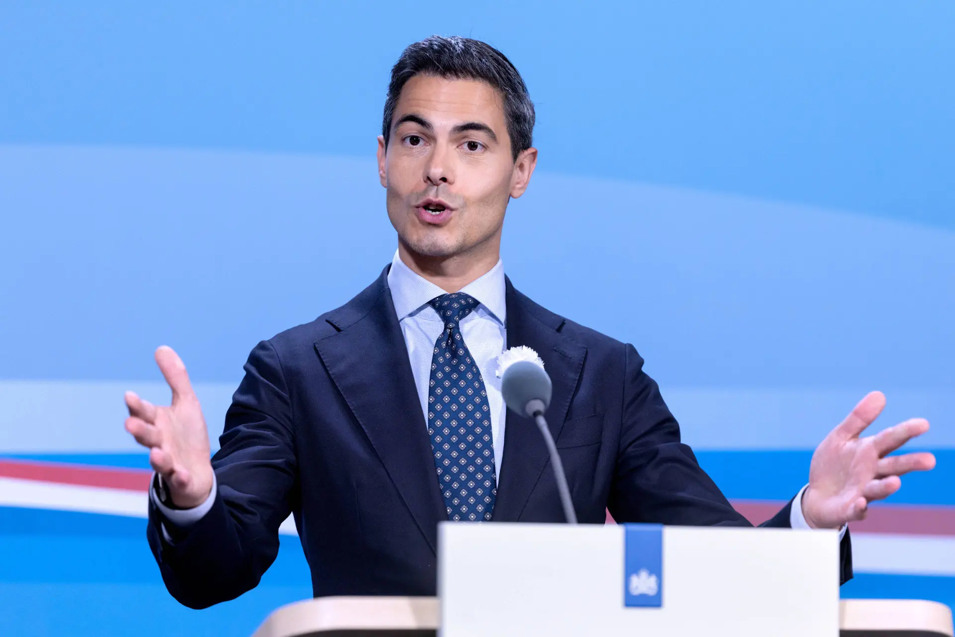 Stikstofgijzeling duurt voort: Kabinet stelt verlossing van absurde rekenkundige ondergrens uit tot eind 2027