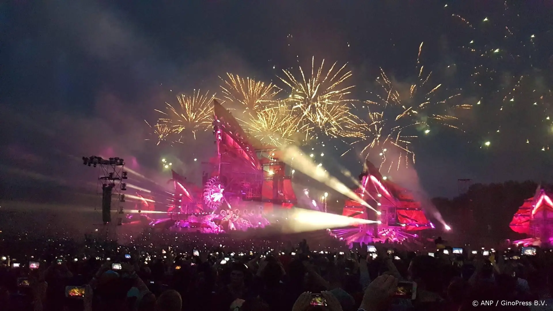 Hardstylefestival Defqon.1 vroegtijdig ten einde door hitte