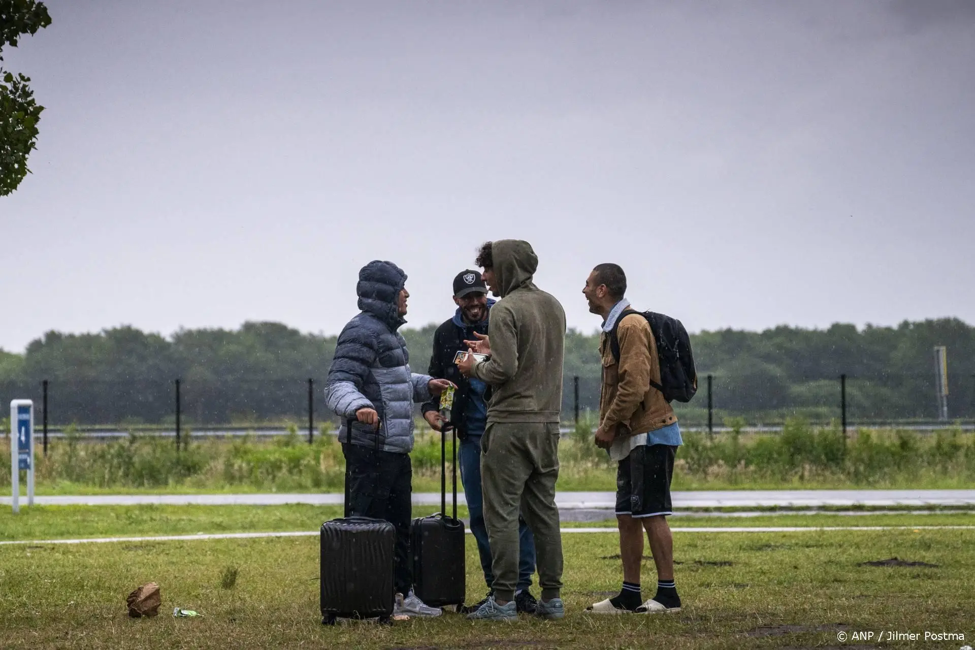 Minder immigratie in 2025, vooral door asiel- en kennismigranten