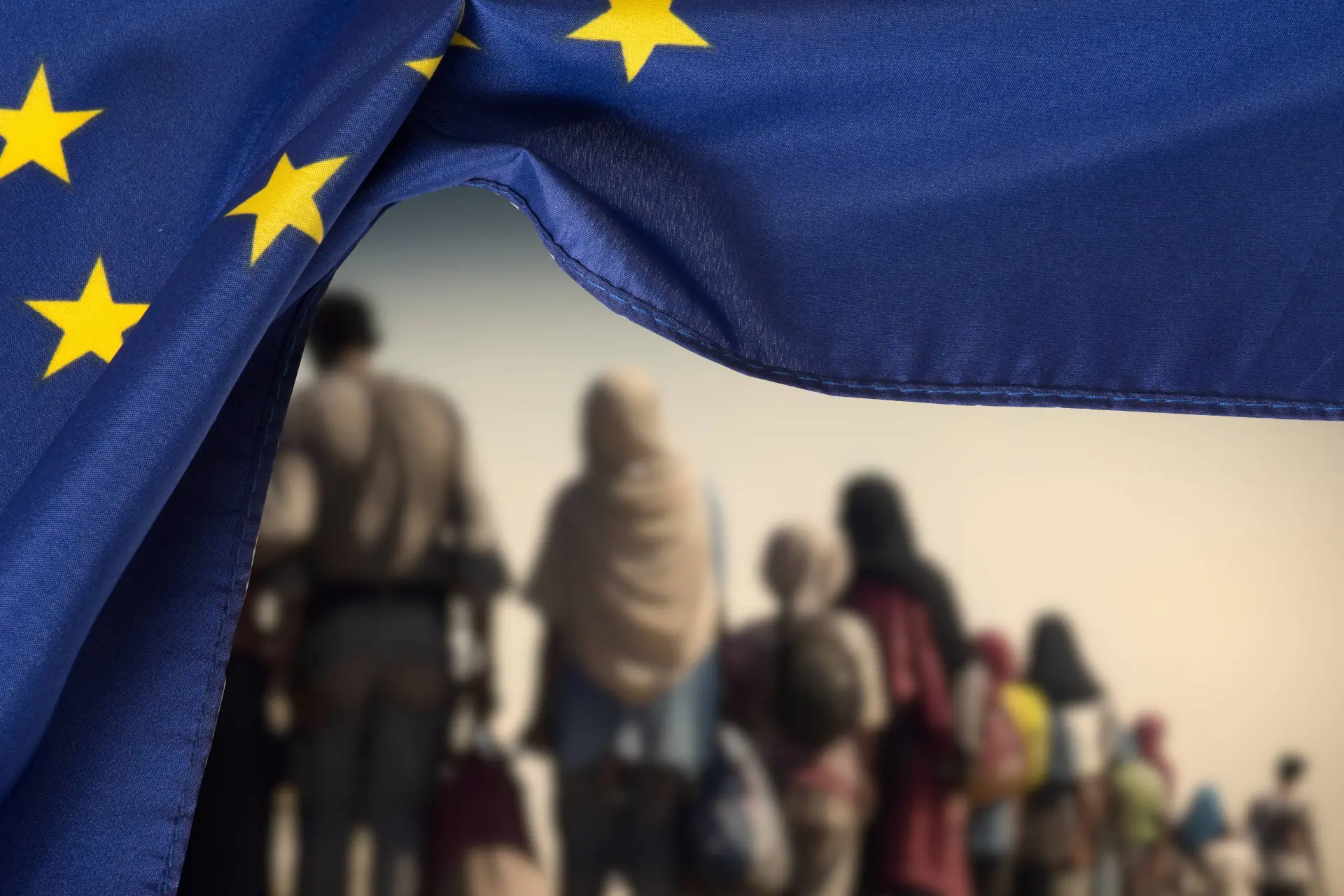 Griekenland laat Brussel zien hoe het moet: Harde aanpak asielzoekers laat slappe EU-migratiepact ver achter zich