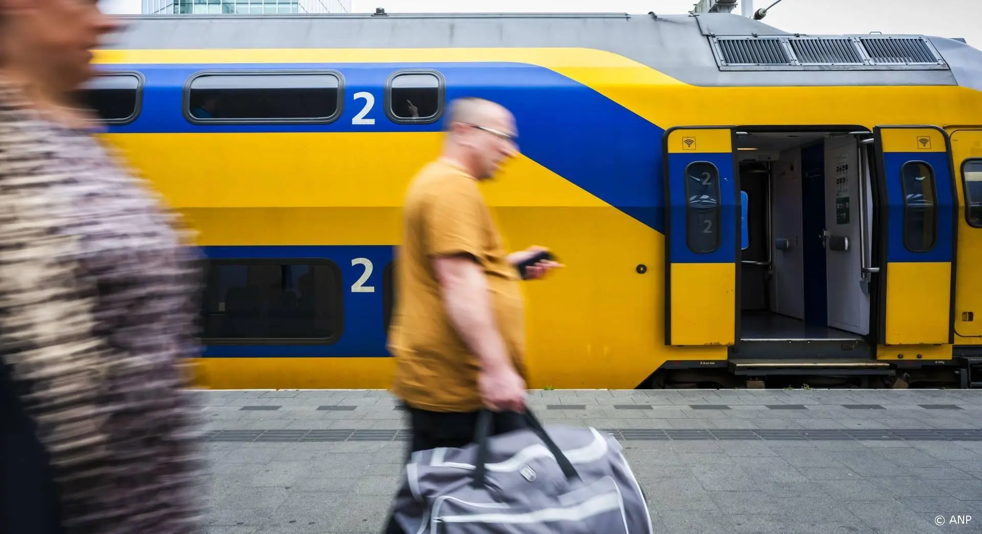 Extra en langere treinen NS en Arriva rond Nijmeegse Vierdaagse