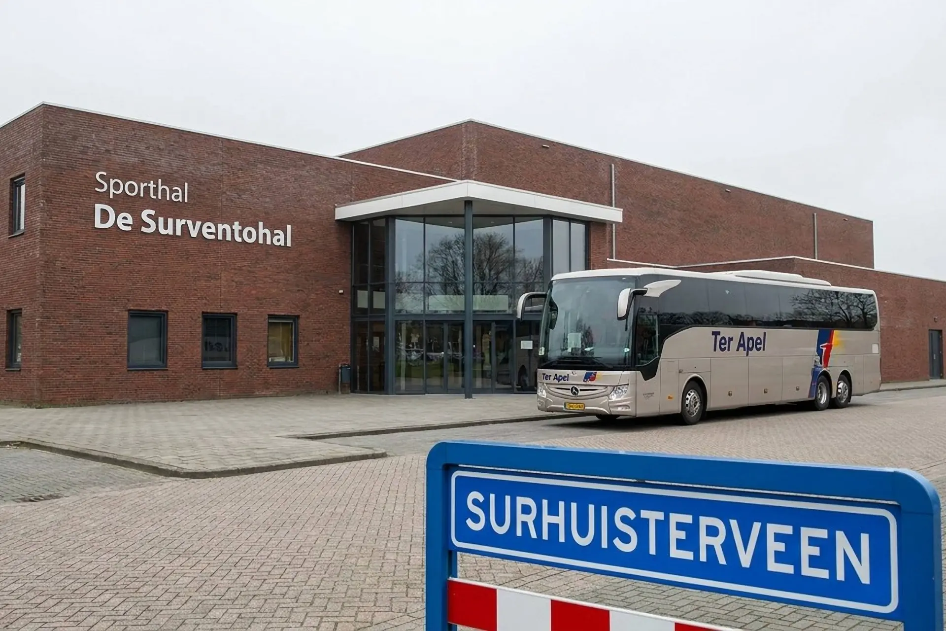 Asielketen blijft lekken: Friese sporthal moet vanaf vandaag klaarstaan voor chaos Ter Apel