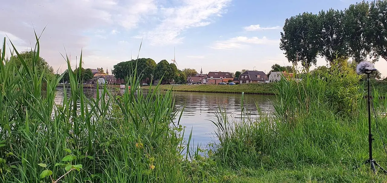 1280px-Dorp_Engelen