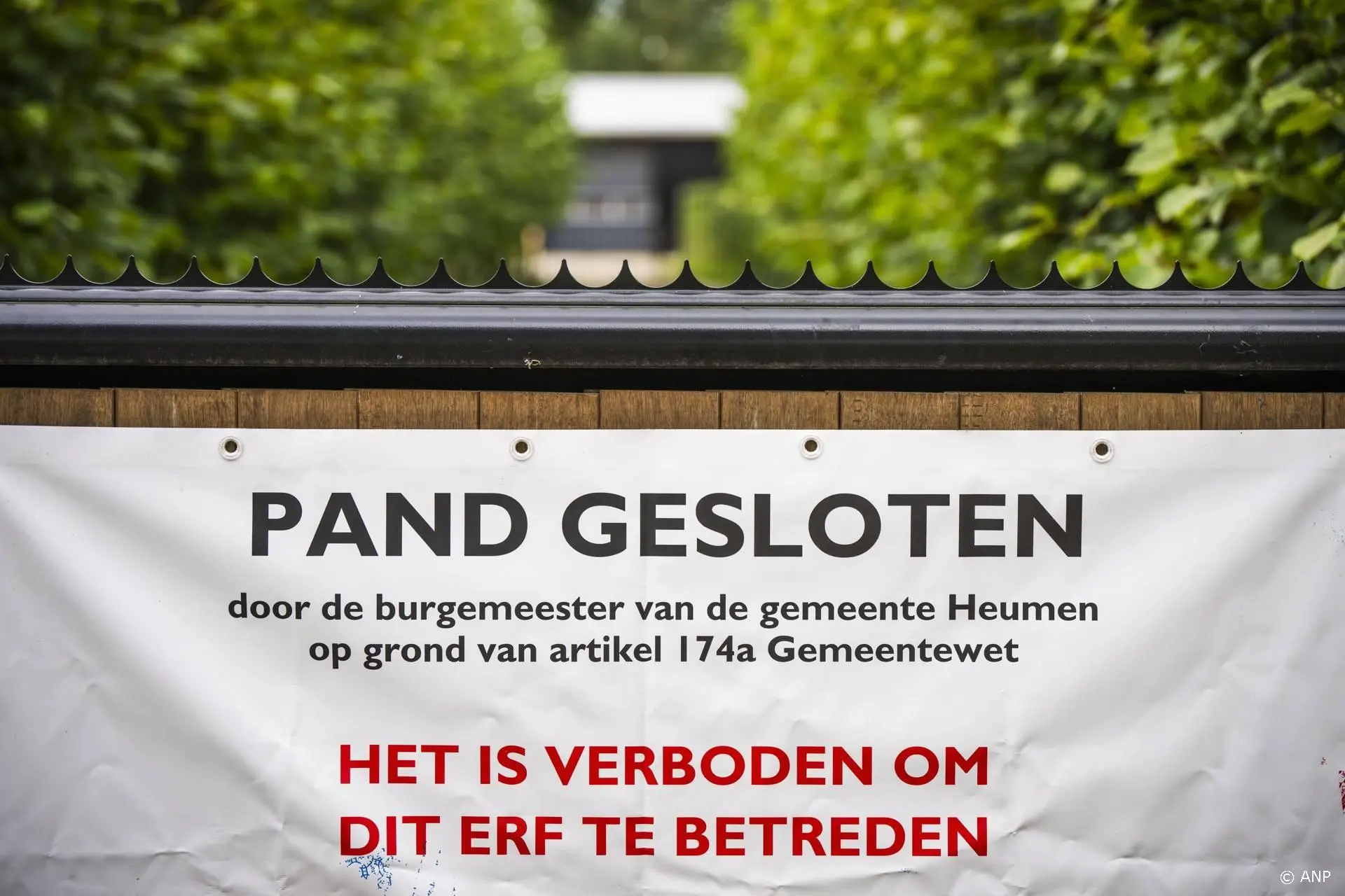anp040926156 1