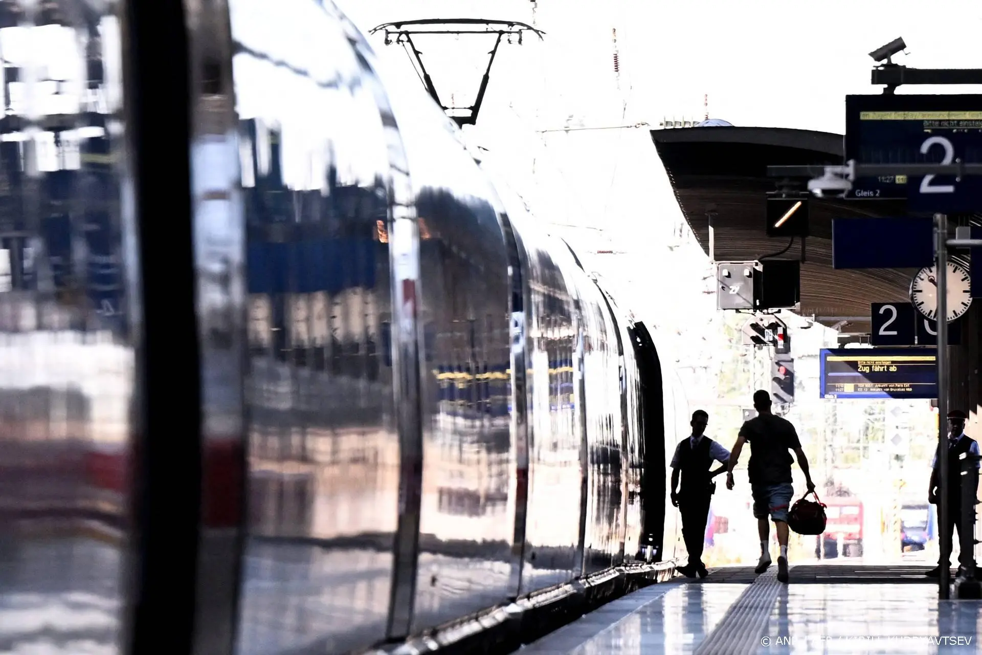 anp260926075 1