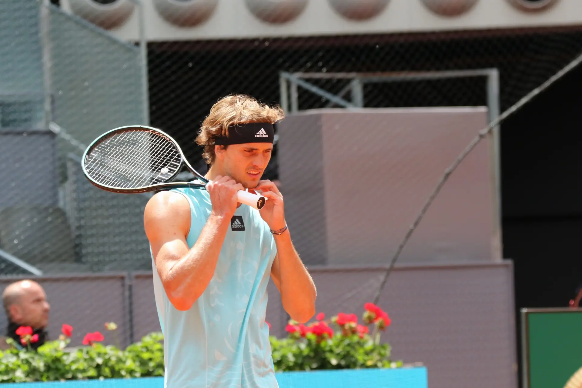 "He plays every match on Philippe Chatrier" - Zverev complains about scheduling and Alcaraz