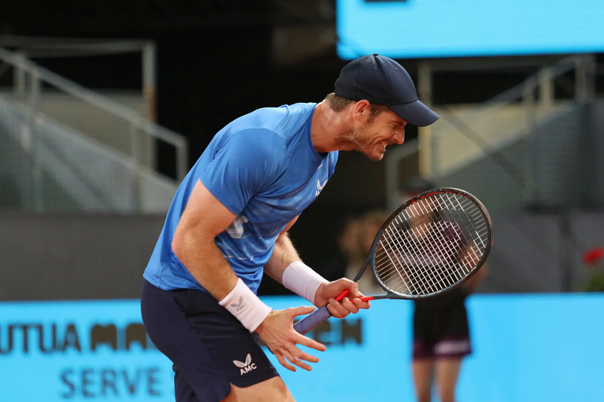 WATCH: Andy Murray snubs umpire handshake following Paris Masters loss