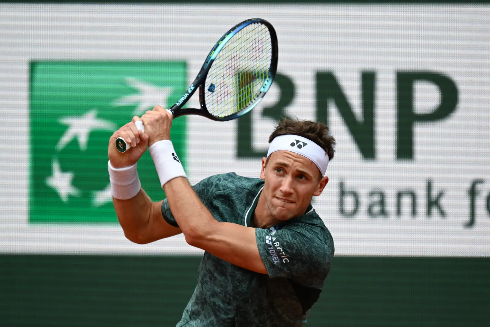 Casper Ruud comes back to win against Berrettini to lift Gstaad trophy