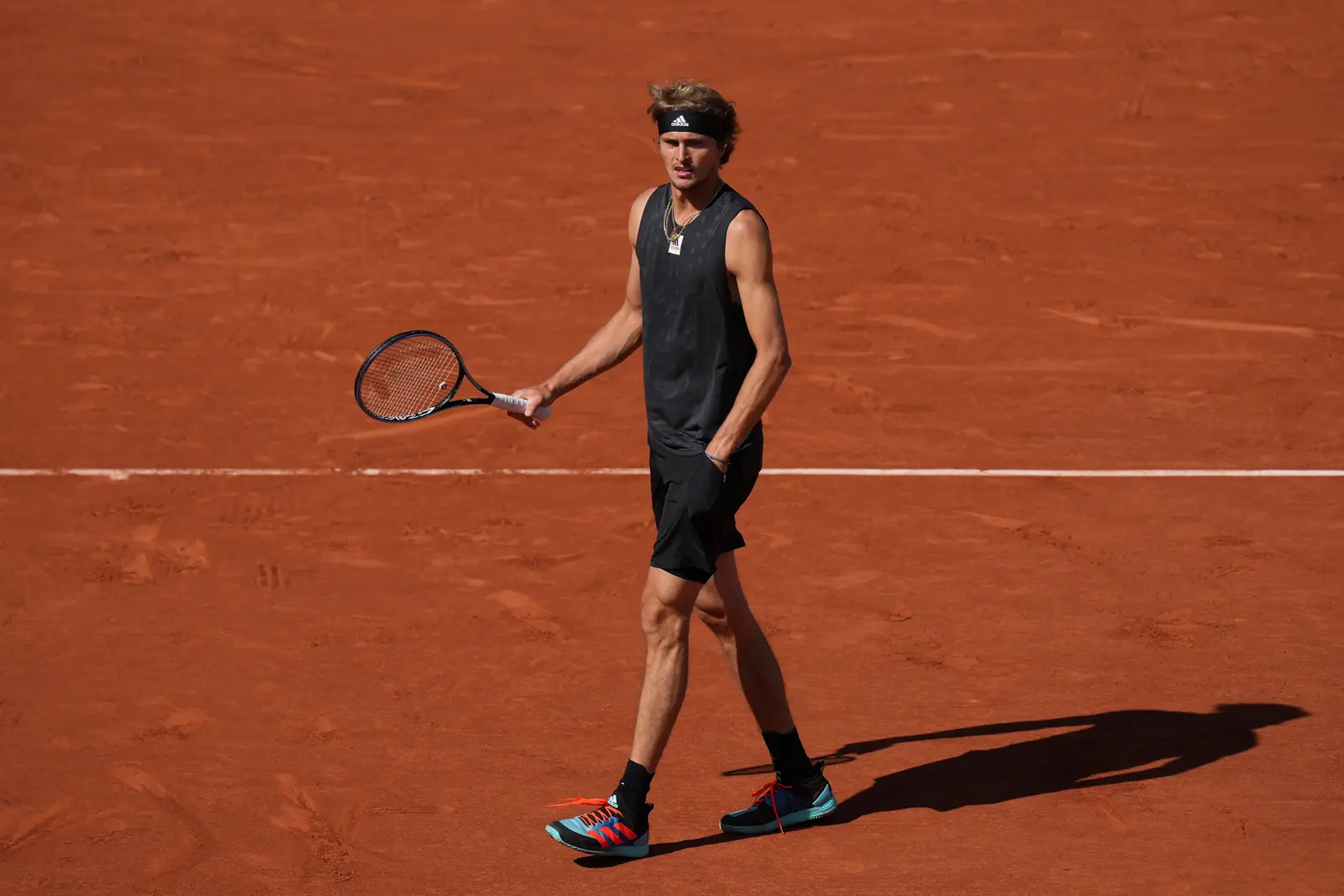 Alexander Zverev back on court and confirms he should still return to competitive tennis in 2022