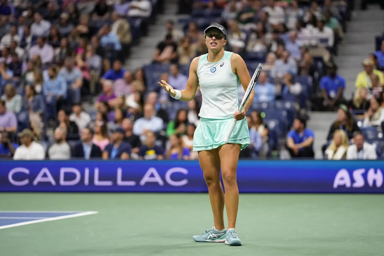 Iga Swiatek shares thoughts on Russians and Belarusians playing tennis during Ukraine War