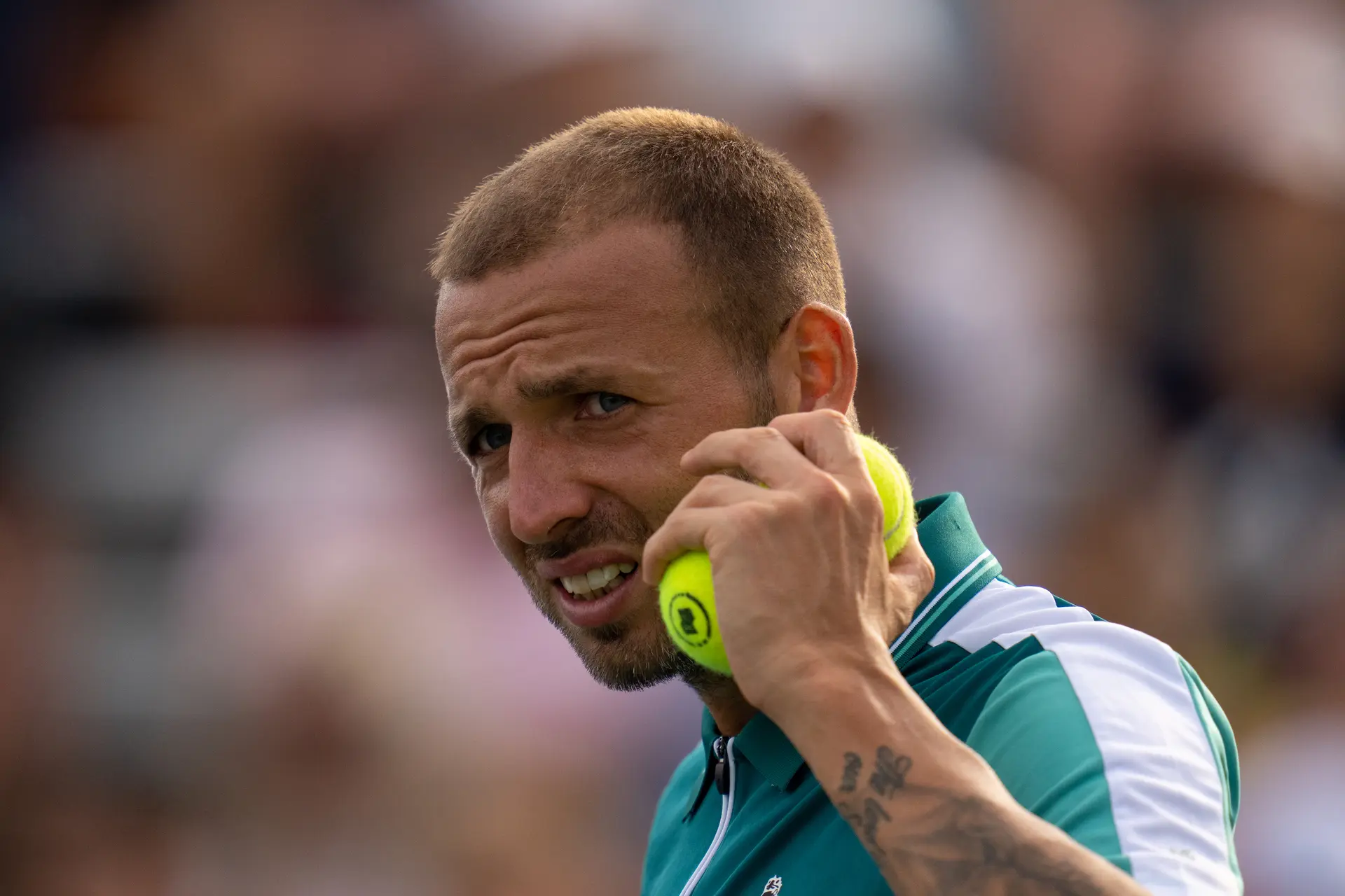 WATCH: Evans Left Fuming After Umpire Makes Massive Mistake And Steals Point From Him