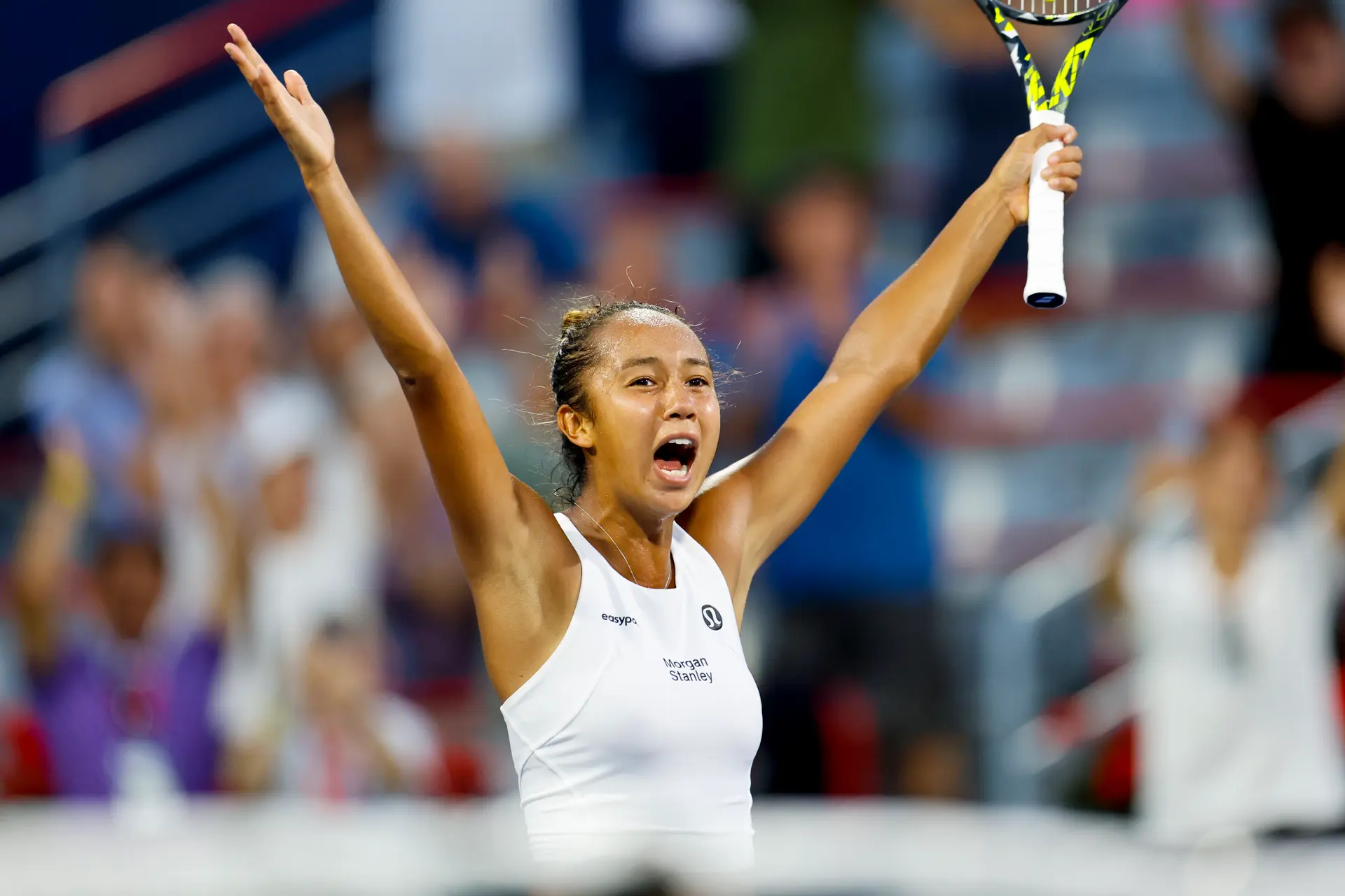 Fernandez Beats Badosa In Doha Despite Losing First Set 0-6