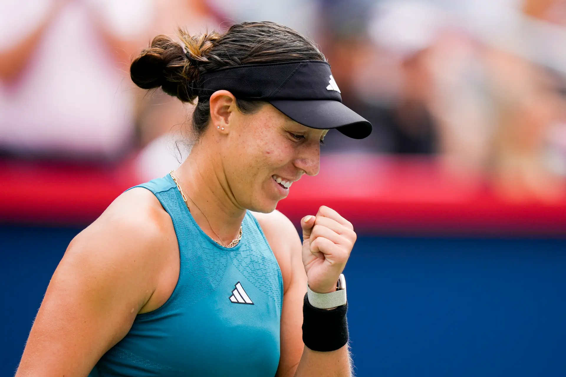Pegula Ends Pregnancy Rumors With Commanding Victory In San Diego