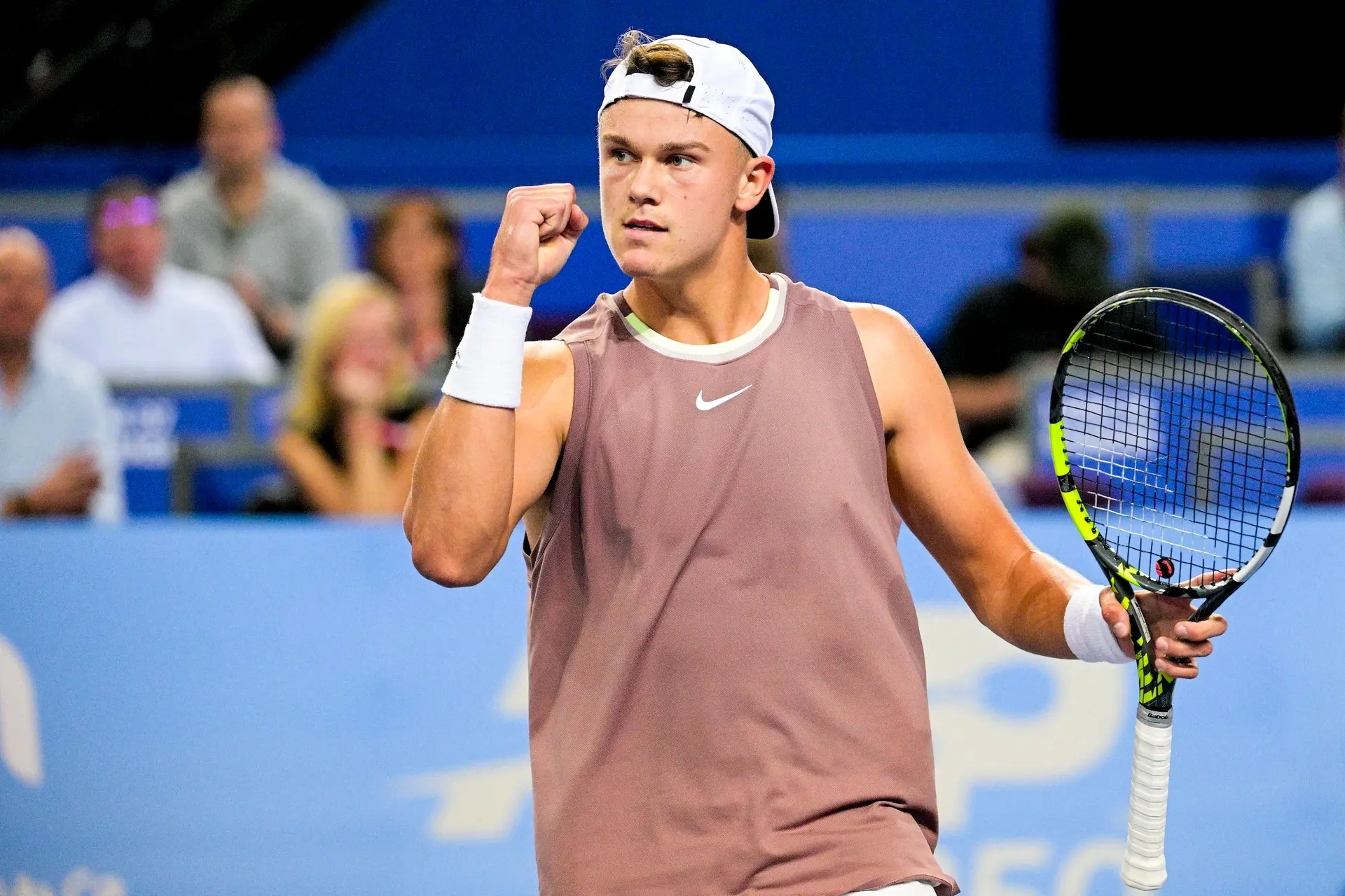 Rune Starts Rotterdam Open Campaign With Needed Win Over Safiullin