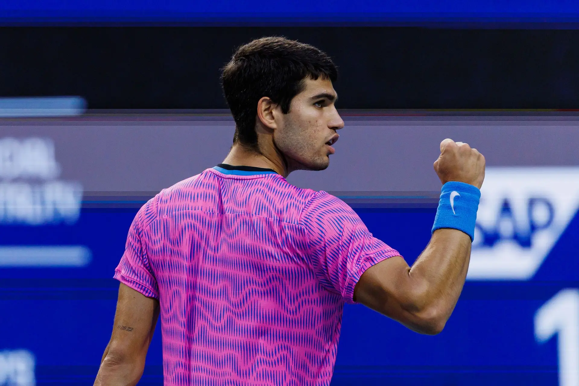 Alcaraz Cruises Again In Madrid To Set Up Last Year's Final Rematch With Struff