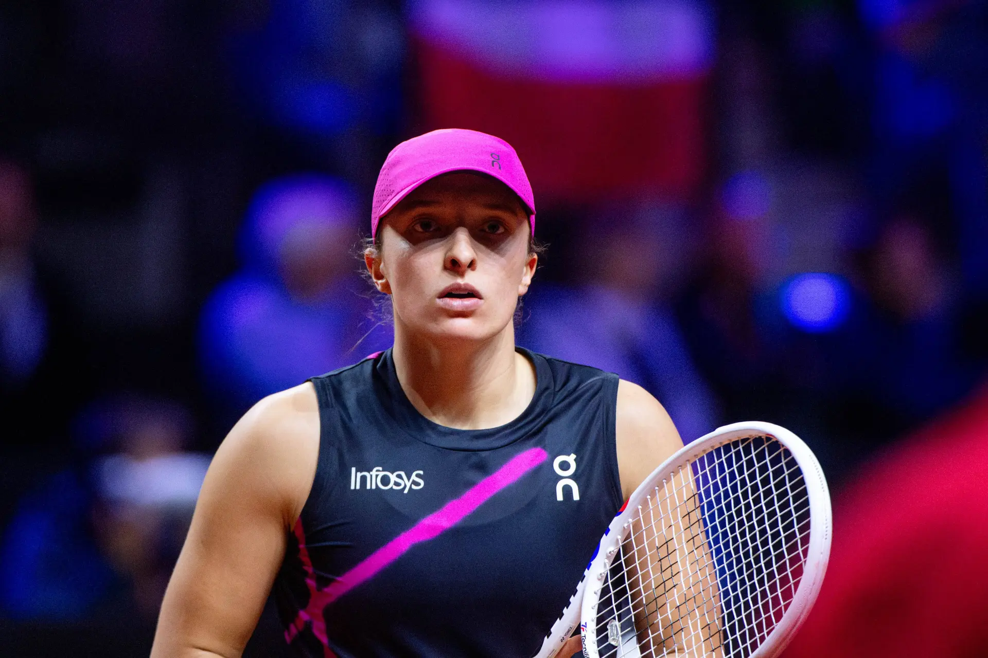Swiatek Explains She's Nadal's Fan 'Because Of How He Behaves'
