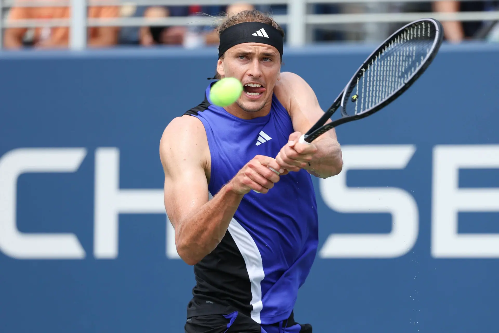 Zverev Experiences Minor Struggles Again But Easily Moves Into Next Round At US Open