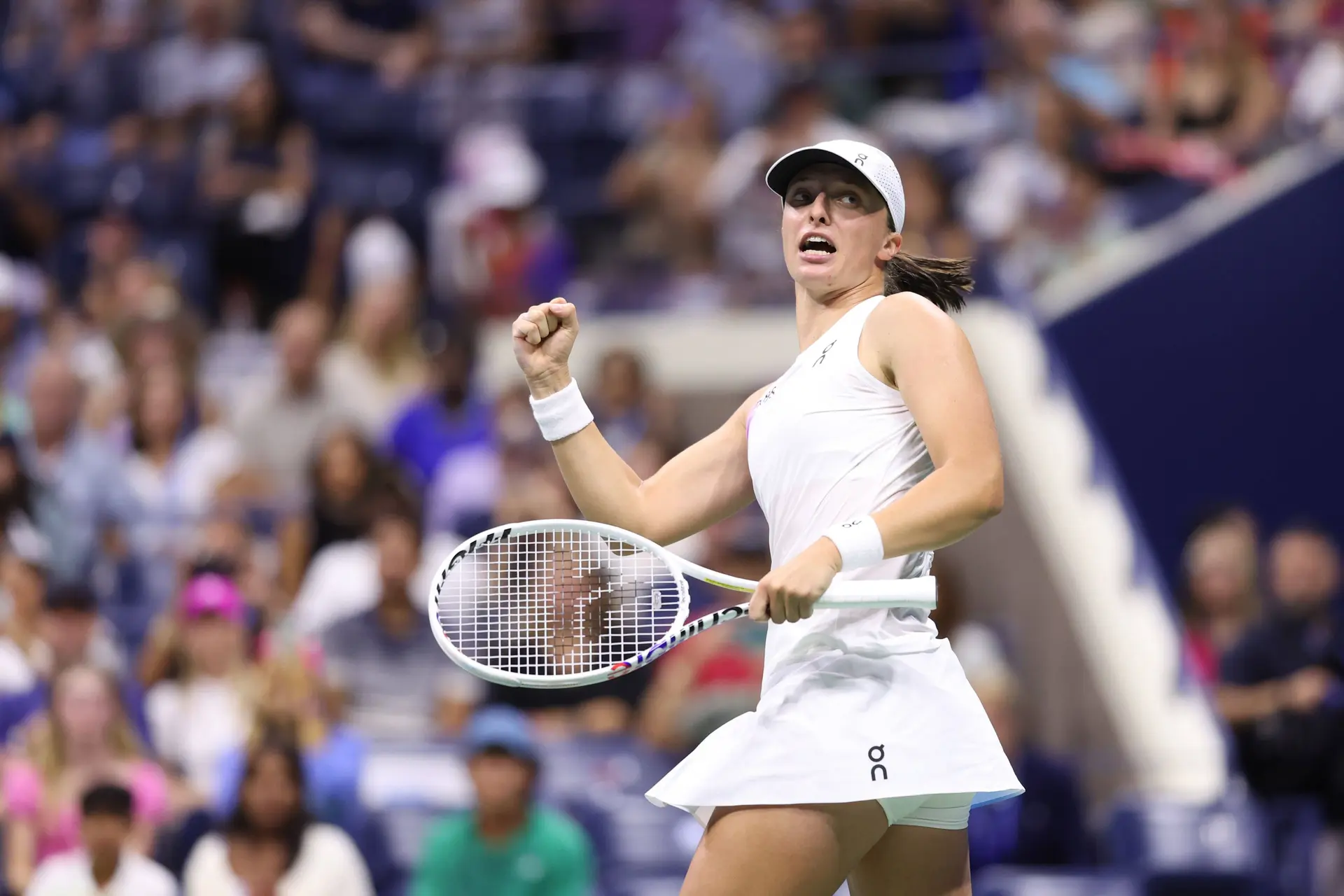 Swiatek's New Coach Aims To Help Her Win Grand Slams Outside Of Roland Garros