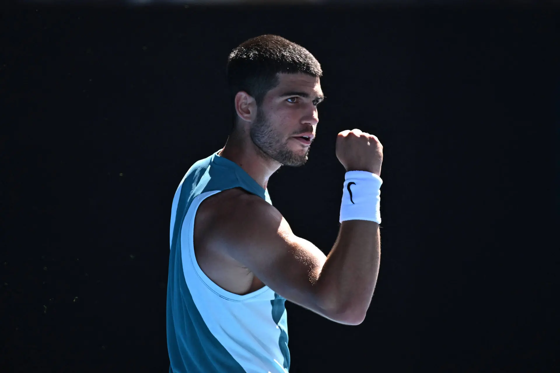 Top Seed Carlos Alcaraz Easily Cruises Into Rotterdam Open Quarter-Finals