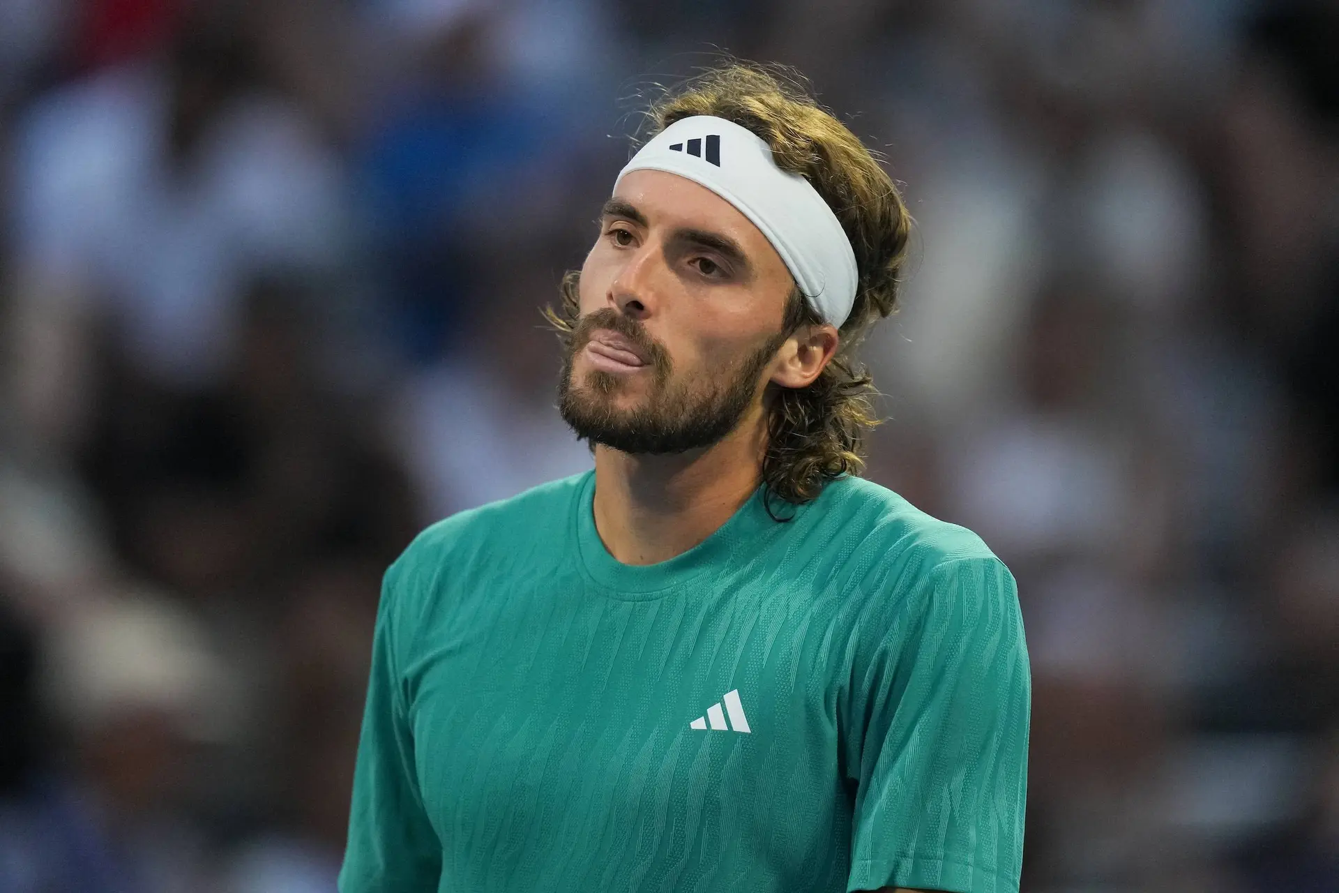 Stefanos Tsitsipas explains unfollowing everyone on social media