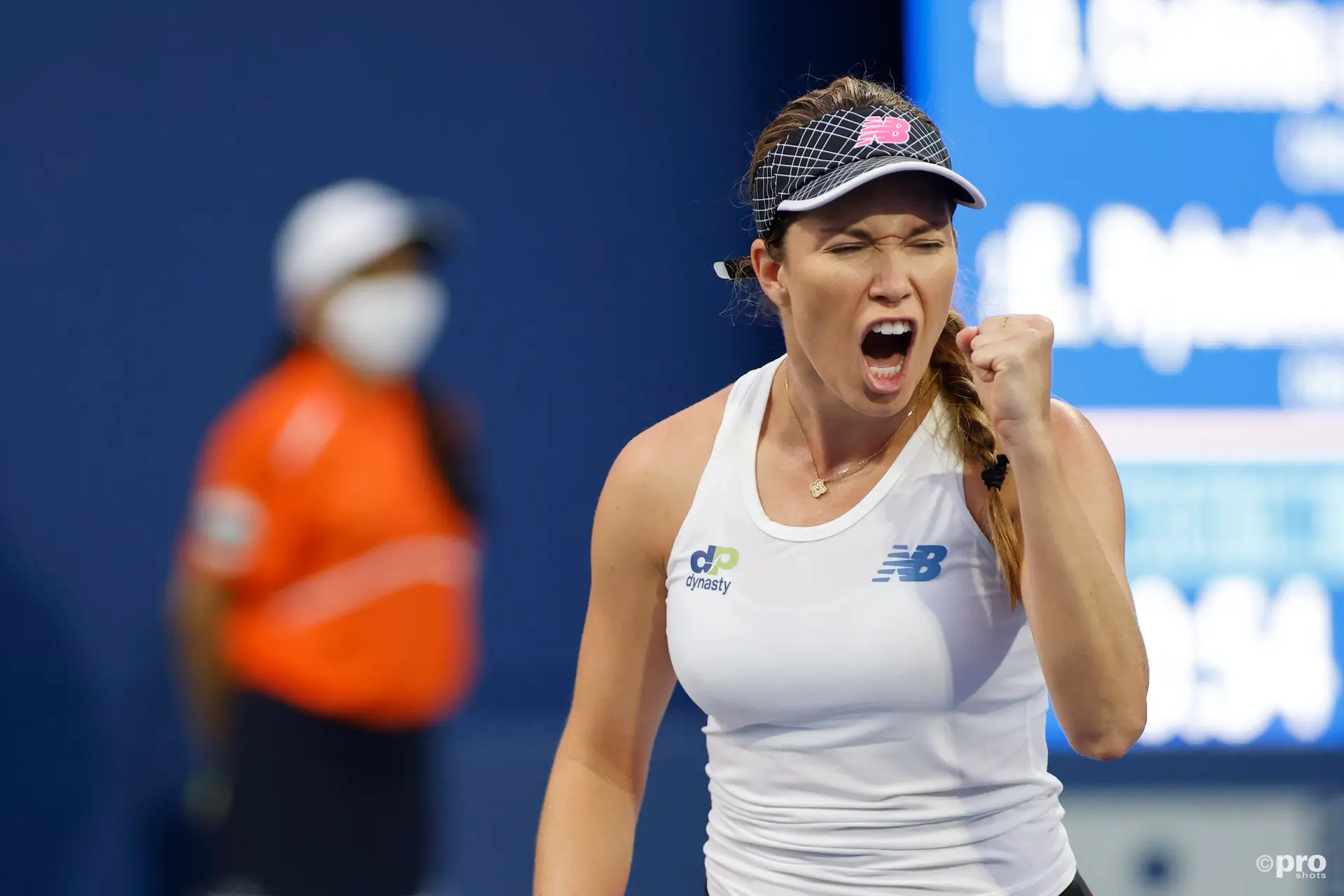 Collins crushes Cornet to reach Australian Open semifinals