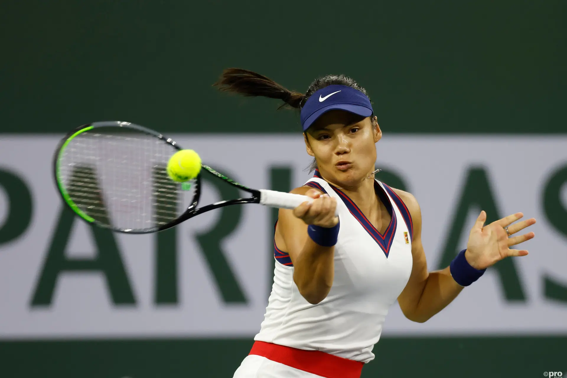 Raducanu fizzles in Indian Wells opener, falls to Sasnovich in first match since US Open title run