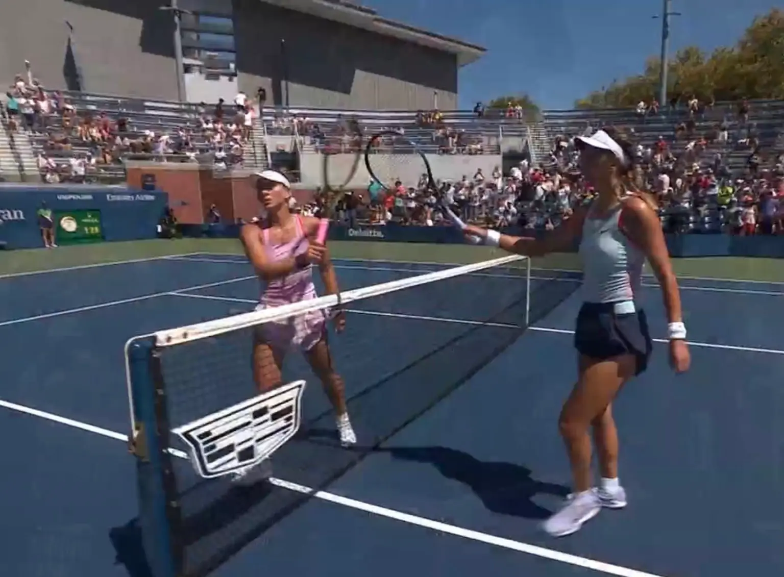 (VIDEO) No handshake between Azarenka-Kostyuk amid frosty tie at US Open
