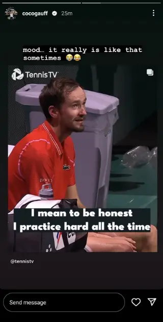 (VIDEO) "Es ist eine Schande für den Sport, dieses Sportgericht": Medvedev unterhält sich weiter mit dem Schiedsrichter