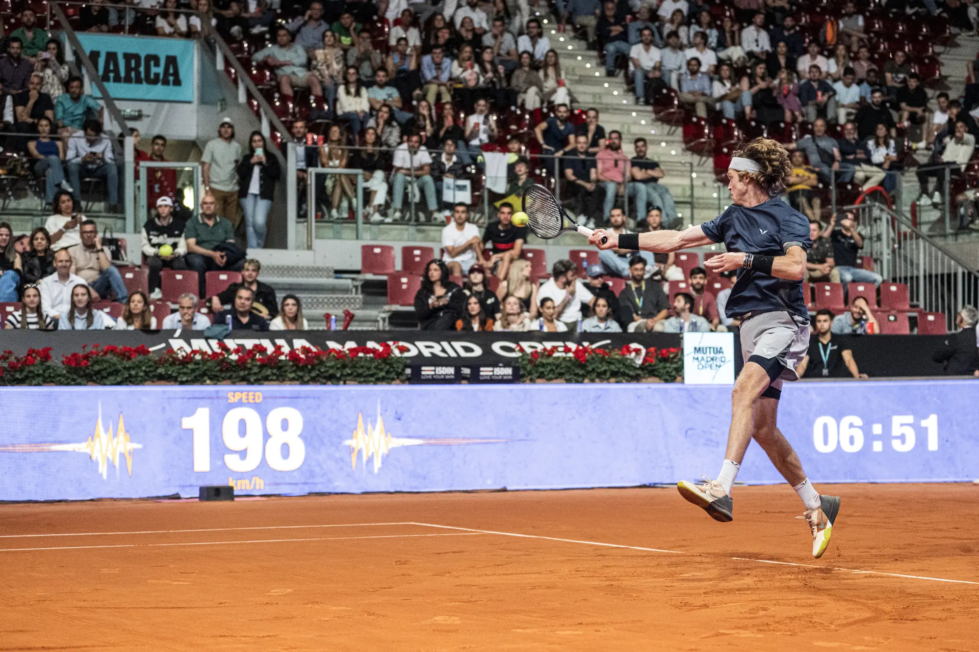 Andrey Rublev supera a Stan Wawrinka en el Madrid Open