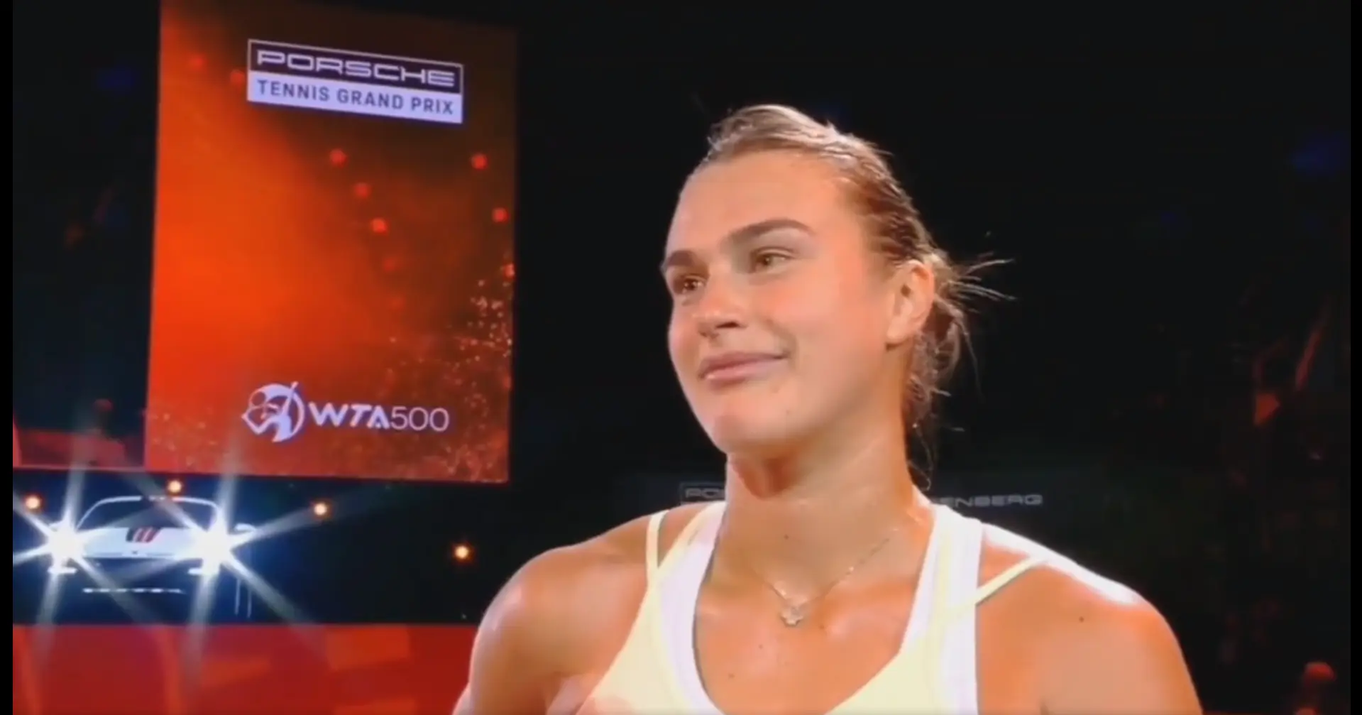 (VIDEO) Sabalenka's hilarious response to her tennis court fear: "I have a fear of double faults"