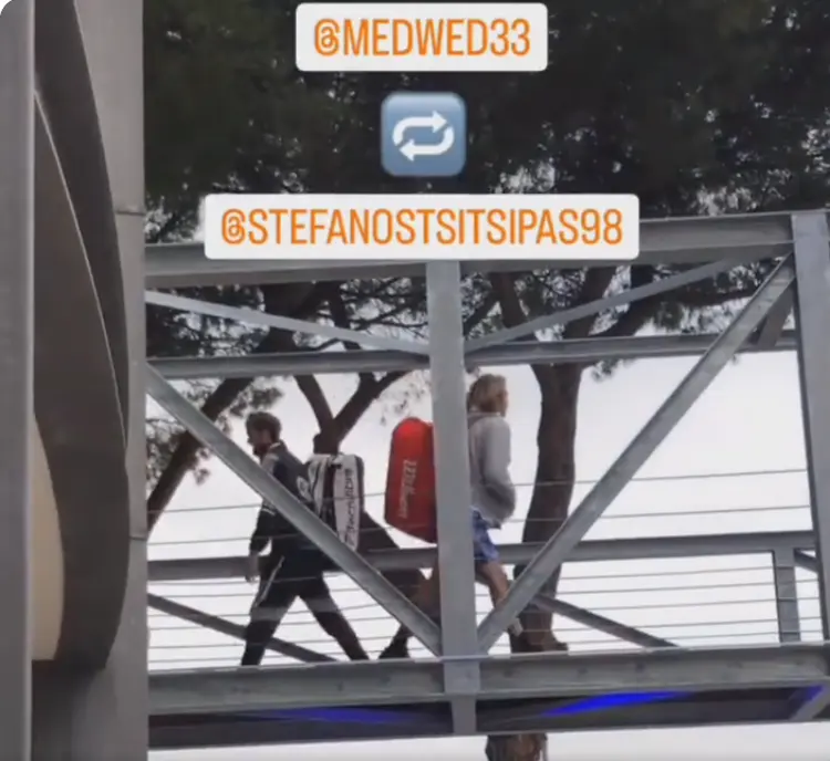 (VIDEO) Medvedev-Tsitsipas feud continues with both not acknowledging each other despite crossing paths
