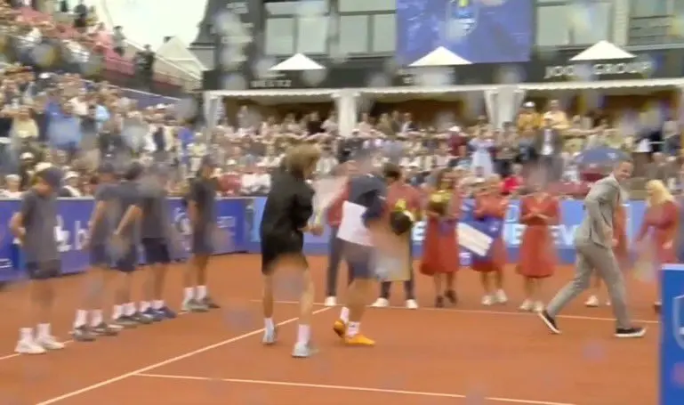 Rublev se venga de Ruud por sus palabras en el discurso posterior al partido: "A pesar de que fueron todas a la puta línea"