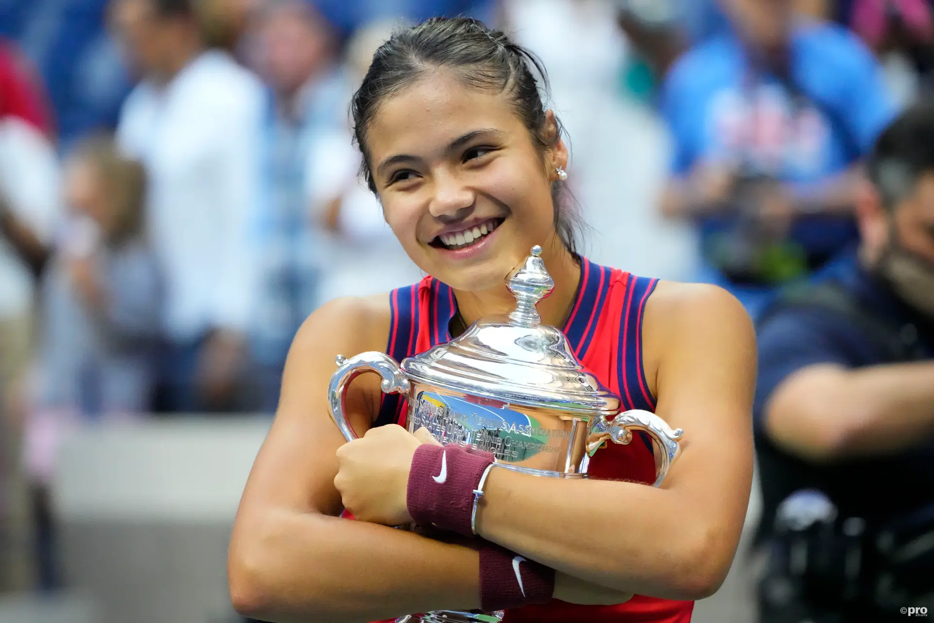 A história mais louca da notável vitória de Emma Raducanu no Open dos Estados Unidos, que faz hoje dois anos