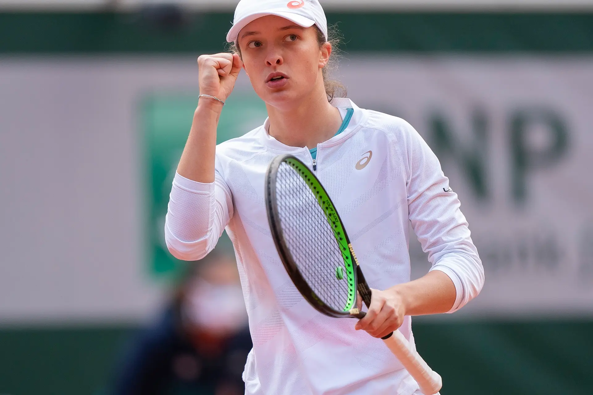 Iga Swiatek confirmada como a atleta de ténis feminina mais pesquisada na internet, à frente de Emma Raducanu e Coco Gauff, apesar de ter menos acordos com marcas e menos atenção mediática